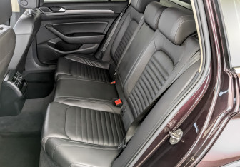 Подержанный автомобиль Volkswagen Passat Wagon 2018 года (12 фото)