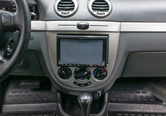 Подержанный автомобиль Chevrolet Lacetti Wagon 2009 года (13 фото)