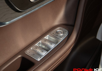 Подержанный автомобиль Chery Tiggo 8 Pro Max 2023 года (21 фото)