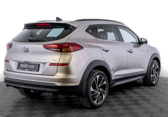 Подержанный автомобиль Hyundai Tucson 2018 года (5 фото)