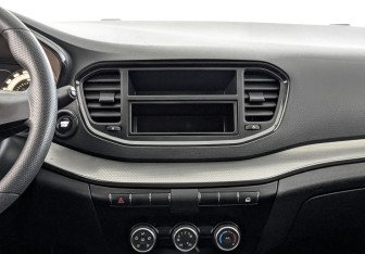 Подержанный автомобиль LADA (ВАЗ) Vesta Sedan 2024 года (17 фото)