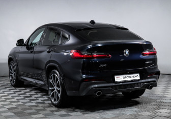 Подержанный автомобиль BMW X4 2018 года (7 фото)