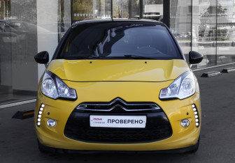 Подержанный автомобиль Citroen DS3 Hatchback 2012 года (2 фото)