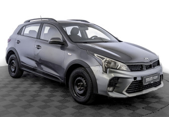 Подержанный автомобиль Kia Rio Hatchback 2021 года (3 фото)
