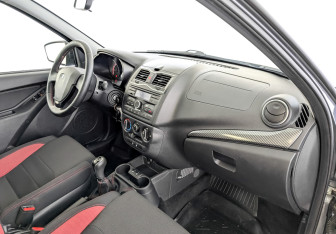 Подержанный автомобиль LADA (ВАЗ) Granta Sedan 2024 года (11 фото)