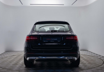 Подержанный автомобиль Mercedes-Benz GLC Coupe 2019 года (6 фото)