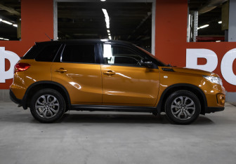 Подержанный автомобиль Suzuki Vitara 2018 года (4 фото)