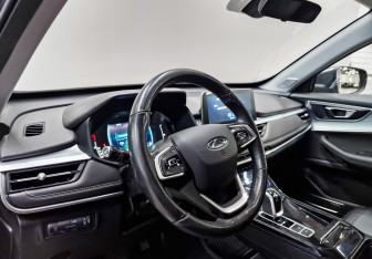 Подержанный автомобиль Chery Tiggo 7 Pro 2022 года (15 фото)