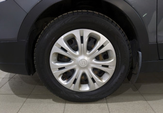 Подержанный автомобиль Suzuki SX4 Hatchback 2021 года (12 фото)