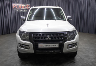 Подержанный автомобиль Mitsubishi Pajero 2019 года (2 фото)