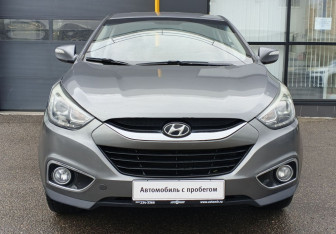 Подержанный автомобиль Hyundai ix35 2014 года (2 фото)
