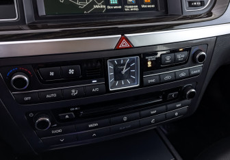 Подержанный автомобиль Genesis G70 2018 года (21 фото)