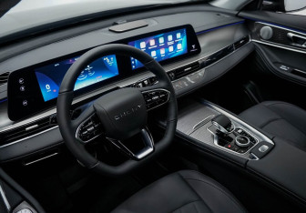 Подержанный автомобиль Chery Tiggo 8 Pro Max 2023 года (11 фото)