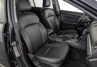 Подержанный автомобиль Subaru XV 2013 года (23 фото)