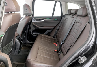 Подержанный автомобиль BMW X3 2019 года (12 фото)