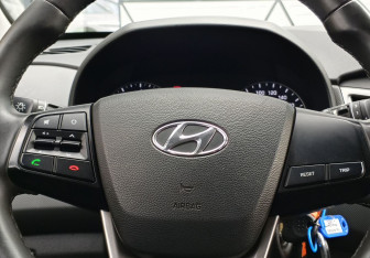 Подержанный автомобиль Hyundai Creta 2020 года (13 фото)