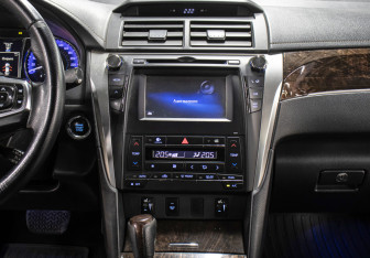 Подержанный автомобиль Toyota Camry Sedan 2016 года (15 фото)