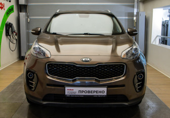 Подержанный автомобиль Kia Sportage 2018 года (2 фото)