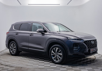Подержанный автомобиль Hyundai Santa Fe 2018 года (7 фото)