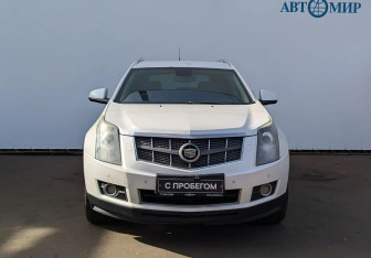 Подержанный автомобиль Cadillac SRX 2011 года (2 фото)