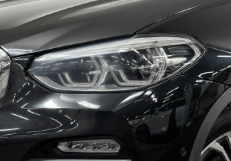 Подержанный автомобиль BMW X3 2019 года (8 фото)