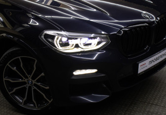Подержанный автомобиль BMW X3 2019 года (28 фото)