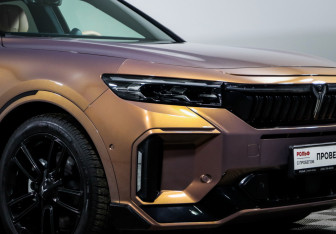 Подержанный автомобиль Voyah Free 2023 года (17 фото)