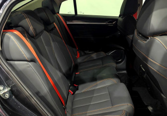 Подержанный автомобиль Omoda S5 GT 2024 года (10 фото)