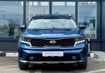 Подержанный автомобиль Kia Sorento 2021 года (2 фото)