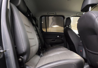 Подержанный автомобиль Volkswagen Amarok 2017 года (13 фото)