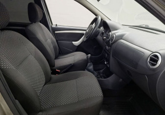 Подержанный автомобиль LADA (ВАЗ) Largus Wagon 2014 года (9 фото)