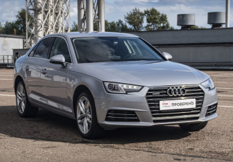 Подержанный автомобиль Audi A4 Sedan 2016 года (3 фото)