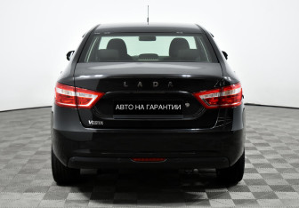 Подержанный автомобиль LADA (ВАЗ) Vesta Sedan 2017 года (6 фото)