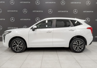 Подержанный автомобиль Haval Jolion 2022 года (8 фото)