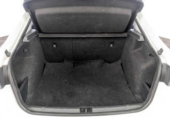 Подержанный автомобиль Skoda Rapid Liftback 2021 года (10 фото)