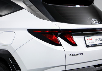 Подержанный автомобиль Hyundai Tucson 2022 года (16 фото)