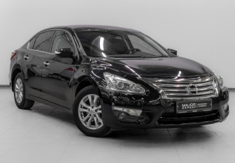 Подержанный автомобиль Nissan Teana 2014 года (3 фото)