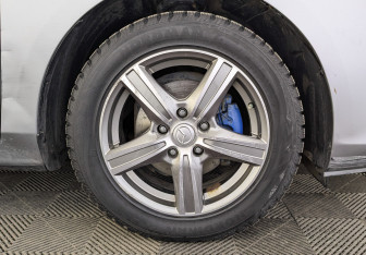 Подержанный автомобиль Mazda 3 Hatchback 2012 года (12 фото)