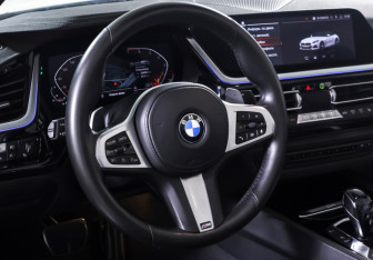 Подержанный автомобиль BMW Z4 Roadster 2020 года (13 фото)