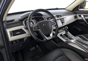 Подержанный автомобиль Geely Atlas 2019 года (18 фото)