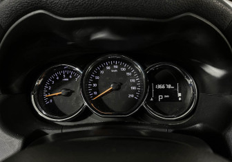 Подержанный автомобиль Renault Duster 2020 года (11 фото)