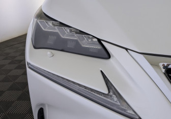 Подержанный автомобиль Lexus NX 2015 года (11 фото)