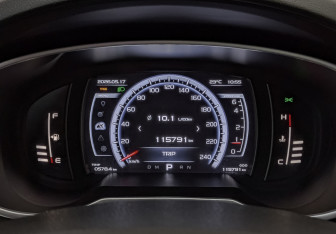 Подержанный автомобиль Geely Atlas 2021 года (16 фото)