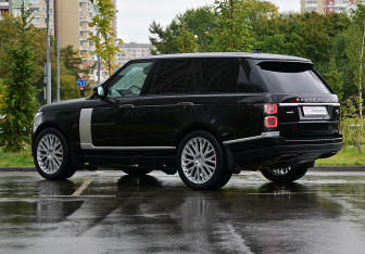 Подержанный автомобиль Land Rover Range Rover 2018 года (5 фото)