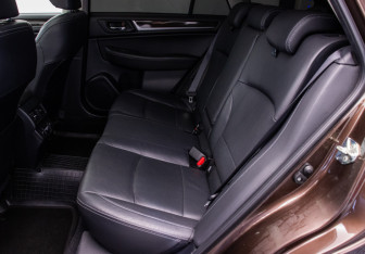 Подержанный автомобиль Subaru Outback Wagon 2018 года (11 фото)