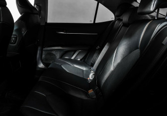 Подержанный автомобиль Toyota Camry Sedan 2022 года (19 фото)