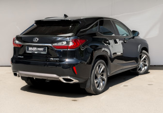 Подержанный автомобиль Lexus RX 2016 года (5 фото)