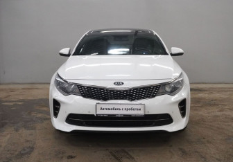 Подержанный автомобиль Kia Optima Sedan 2017 года (2 фото)