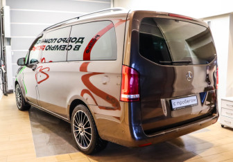 Подержанный автомобиль Mercedes-Benz Vito 2016 года (6 фото)