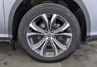 Подержанный автомобиль Lexus RX 2018 года (11 фото)